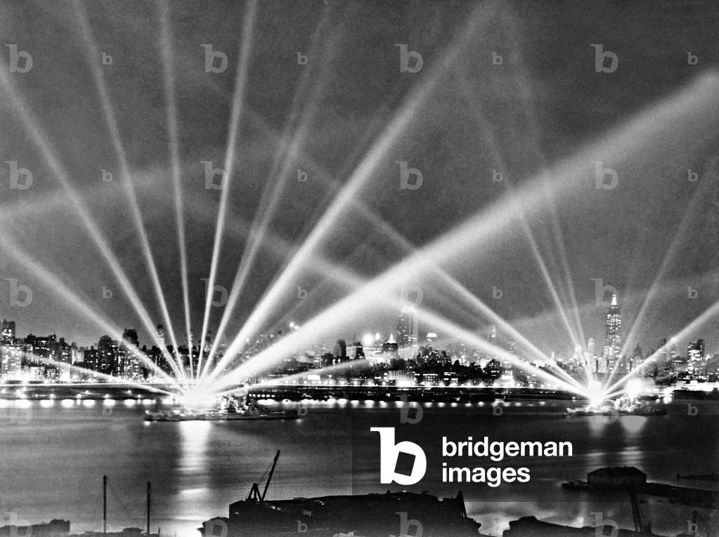 Ships with their headlights off New York, 1939 (b/w photo)