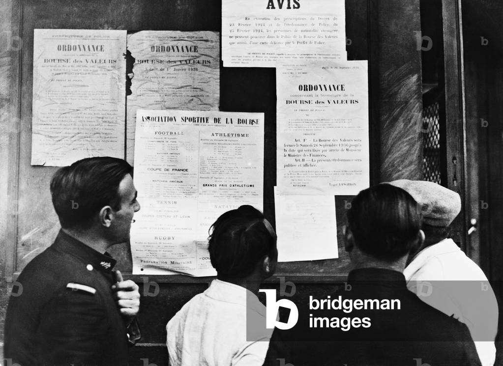 Devaluation of the French Franc, 1936 (b/w photo)