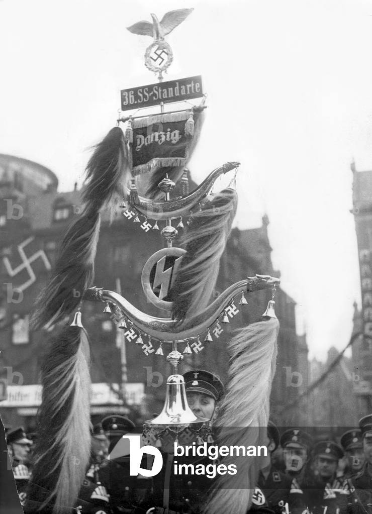 Marching band of the 36.SS-Standard 'Danzig', 1939 (b/w photo)