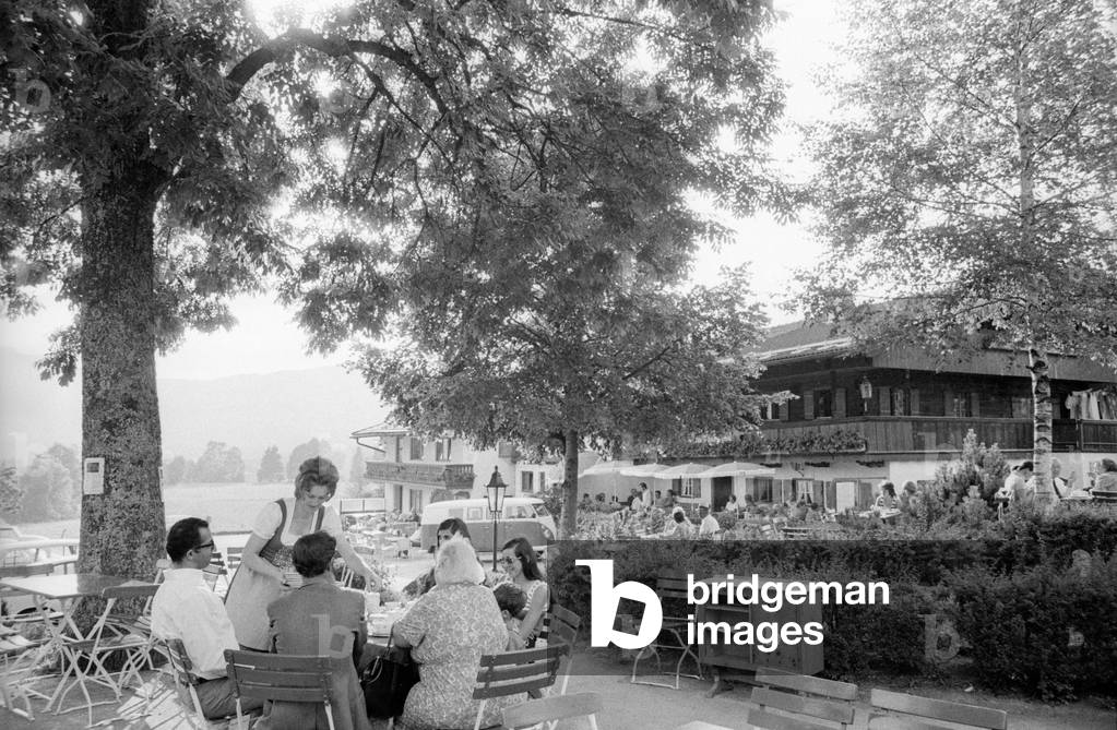 Cafe Winklstueberl in Fischbachau, 1971 (b/w photo)