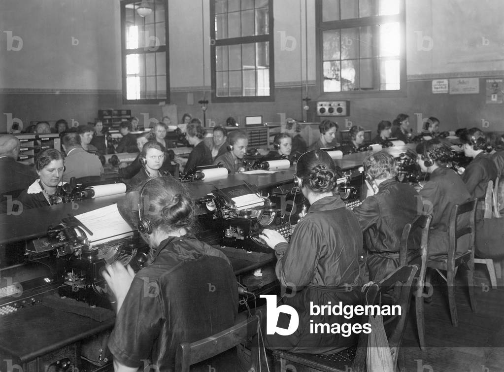 Typists in the Main Telegraph Office in Berlin, 1926 (b/w photo)