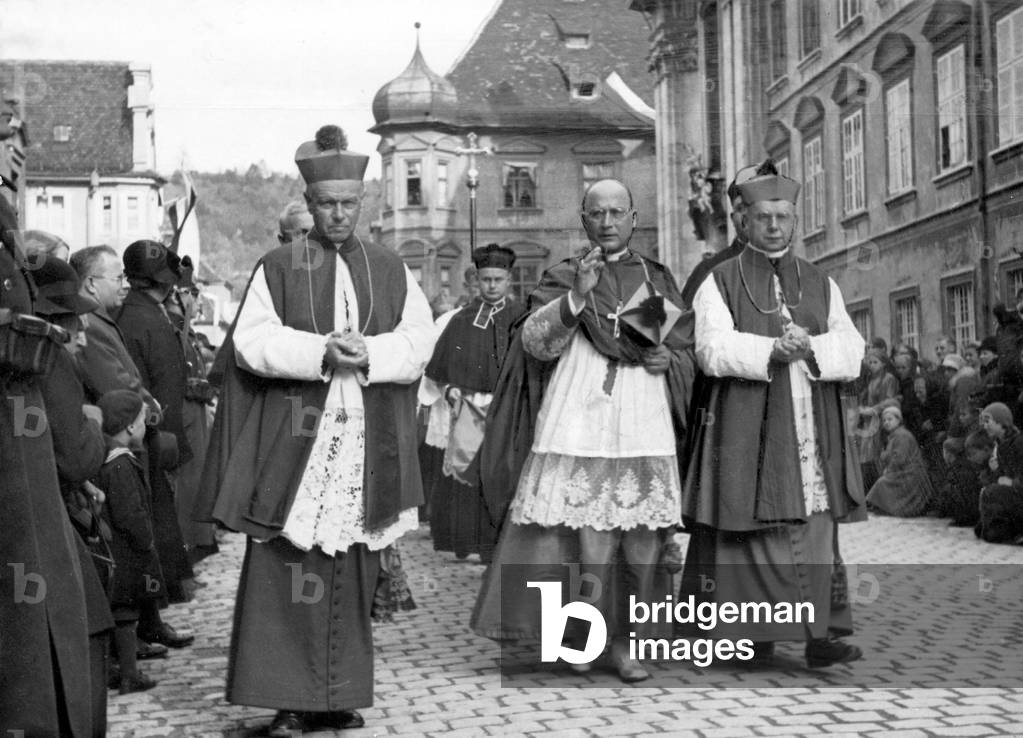 Bishops of Preysing, Ehrenfried and Freiherr von Ouw (b/w photo)