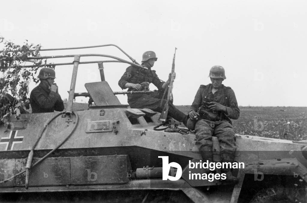 German armored communications vehicle on the Eastern front, 1942 (b/w photo)
