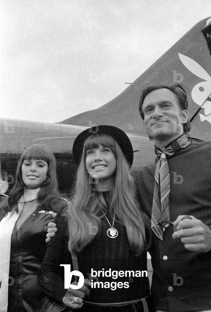 Arrival of Hugh Hefner at the Munich-Riem airport, 1970 (b/w photo)