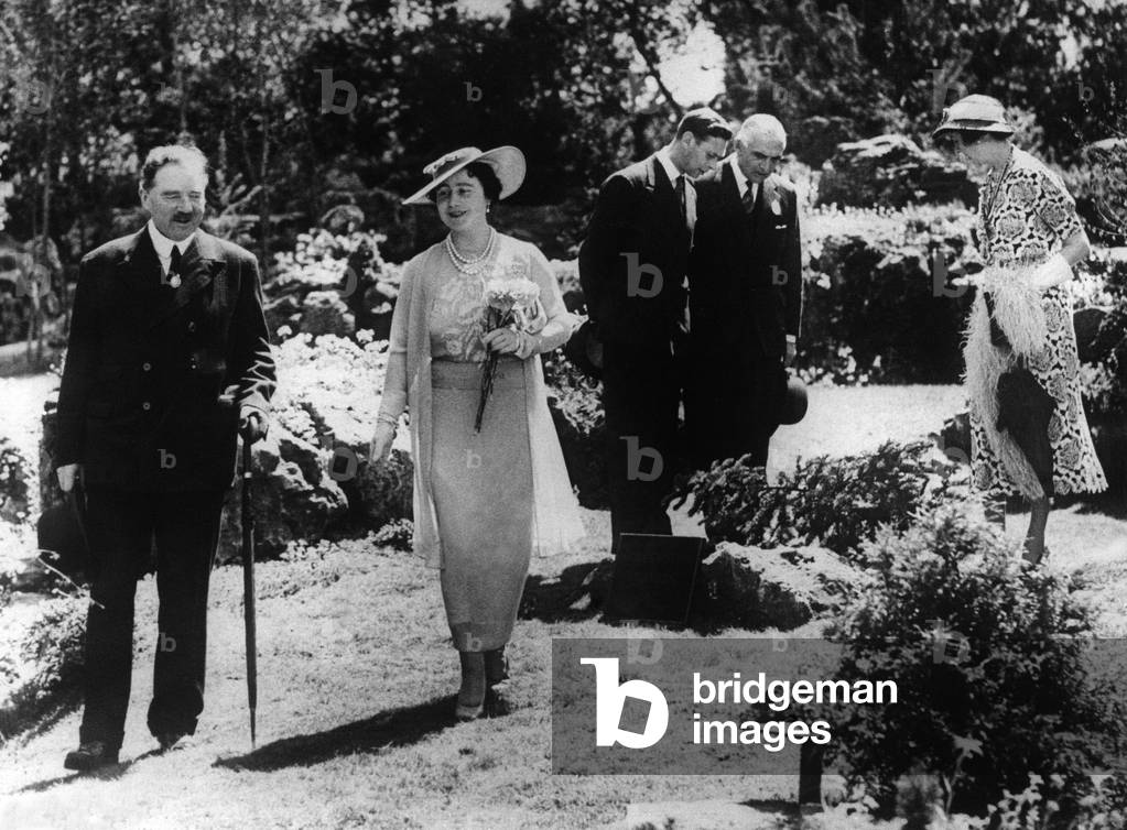 Queen Elizabeth and King George VI at the Chelsea Flower Show, 1937 (b/w photo)
