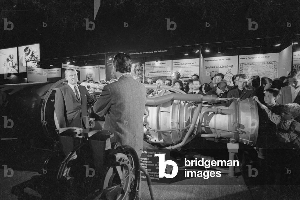 Wernher von Braun at the IVA, 1965 (b/w photo)