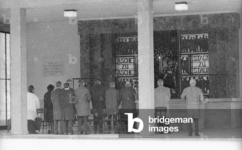 Funeral service for Virginia Hill, 1966 (b/w photo)