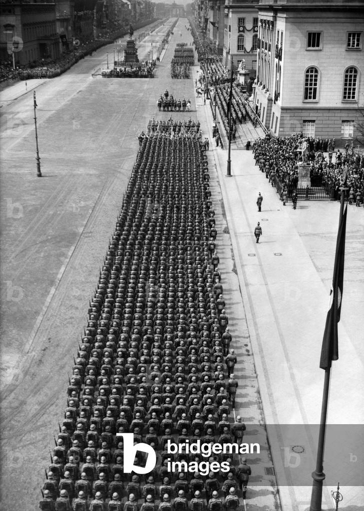 Parade of the Wehrmacht on Hitler's birthday in Berlin, 1938