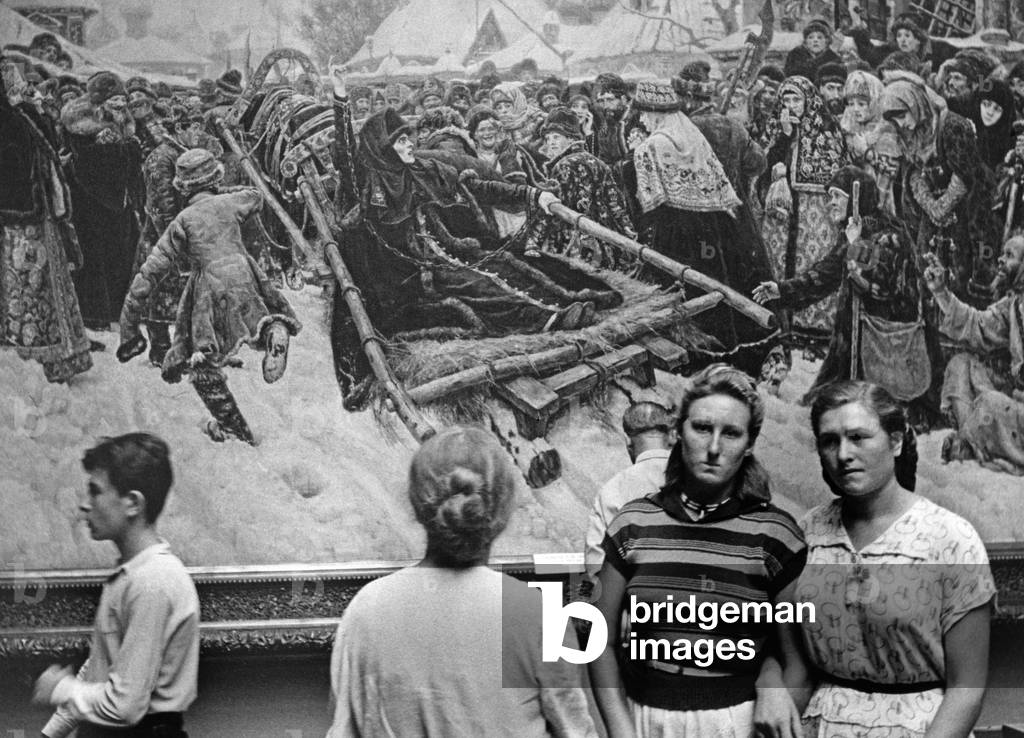 The State Tretyakov Gallery in Moscow, 1956 (b/w photo)