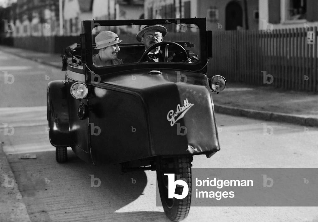 Tricycle from Goliath, 1933 (b/w photo)