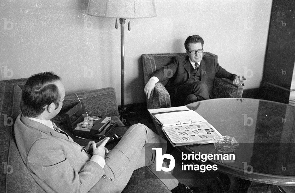 Hans-Jochen Vogel, 1971 (b/w photo)