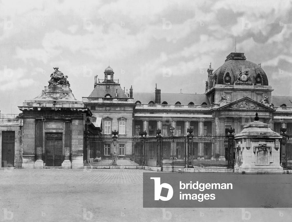 Military Academy in Paris, 1914 (b/w photo)