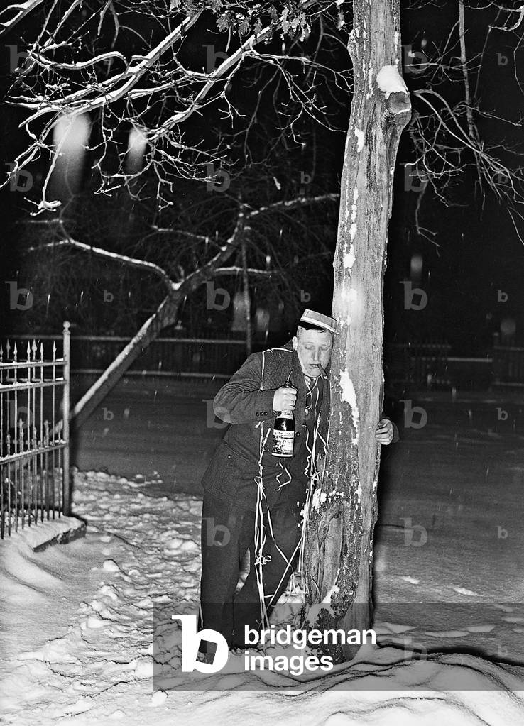 New Year's morning, 1938 (b/w photo)