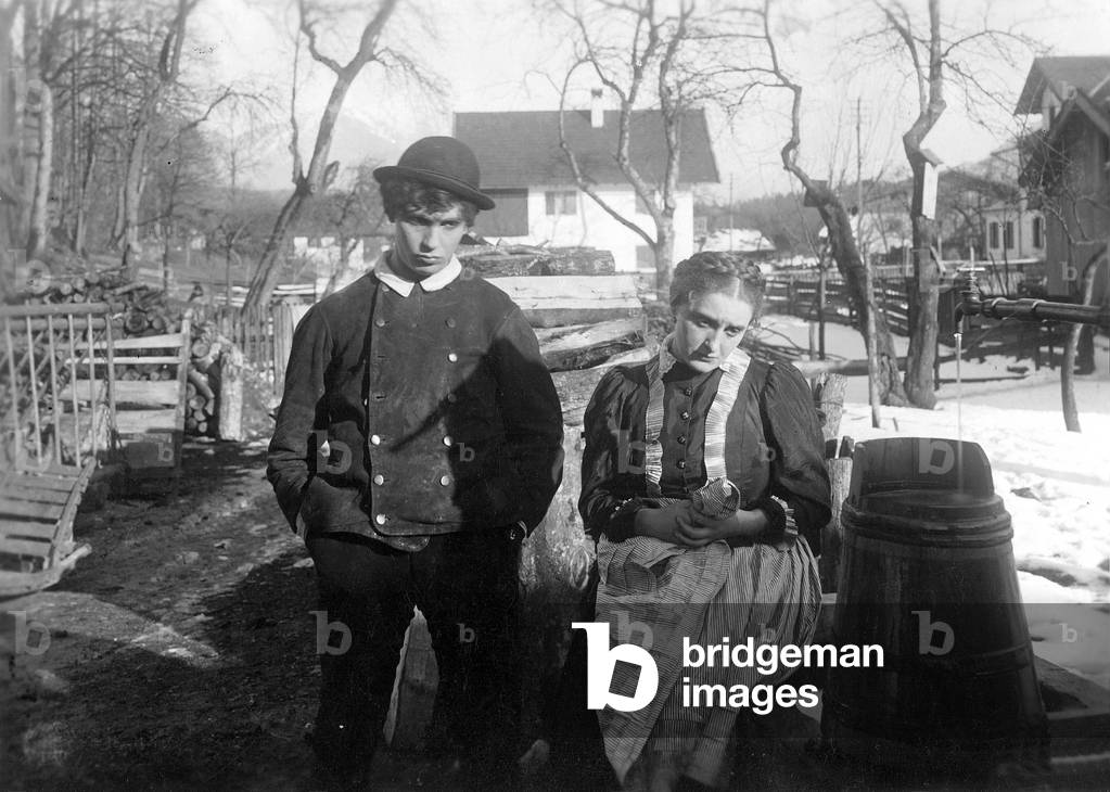 Henny Porten and Gustav von Wangenheim in the film 'Kohlhiesel's Daughters', directed by Ernst Lubitsch, 1920 (b/w photo)