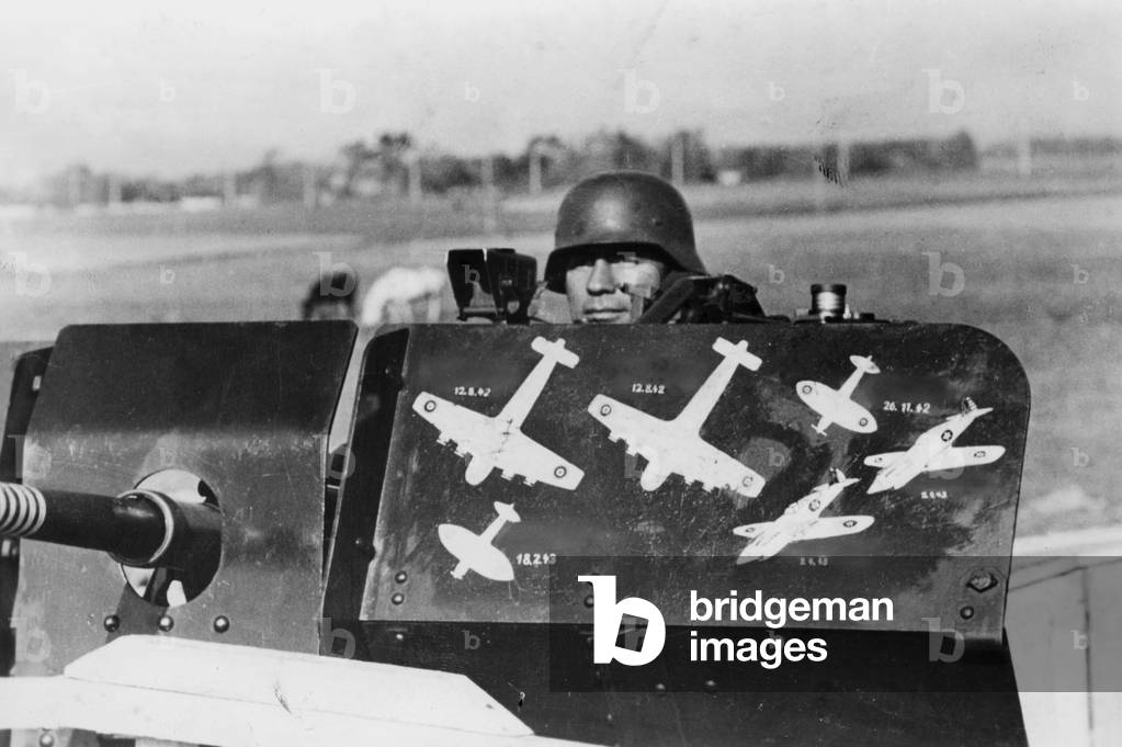 Anti-aircraft position on the Atlantic Wall, 1943 (b/w photo)