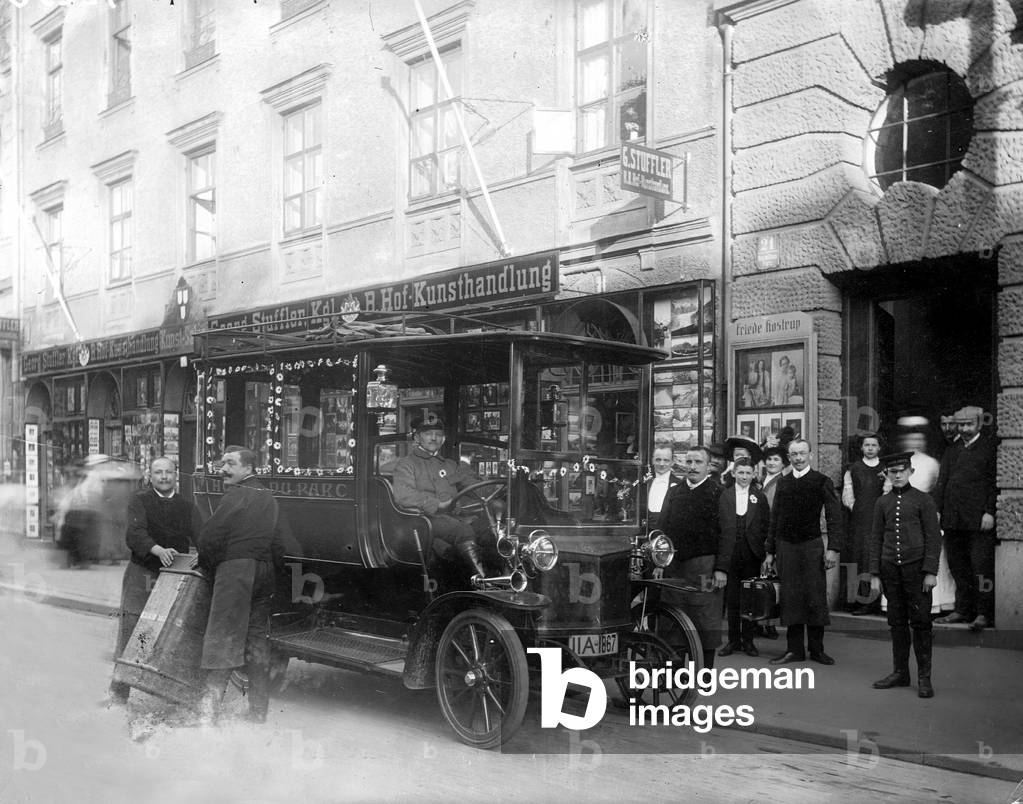 Munich before 1921 (b/w photo)