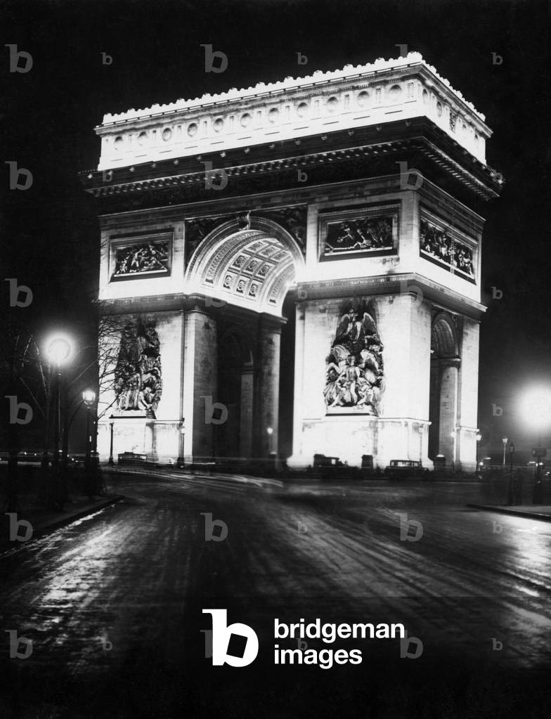 Arc de Triomphe of the Star at night, 1928 (b/w photo)