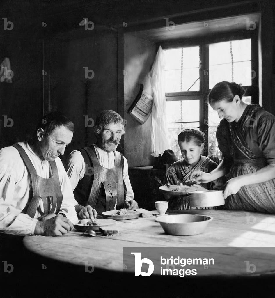 Farming family from the Tyrol, 1938 (b/w photo)
