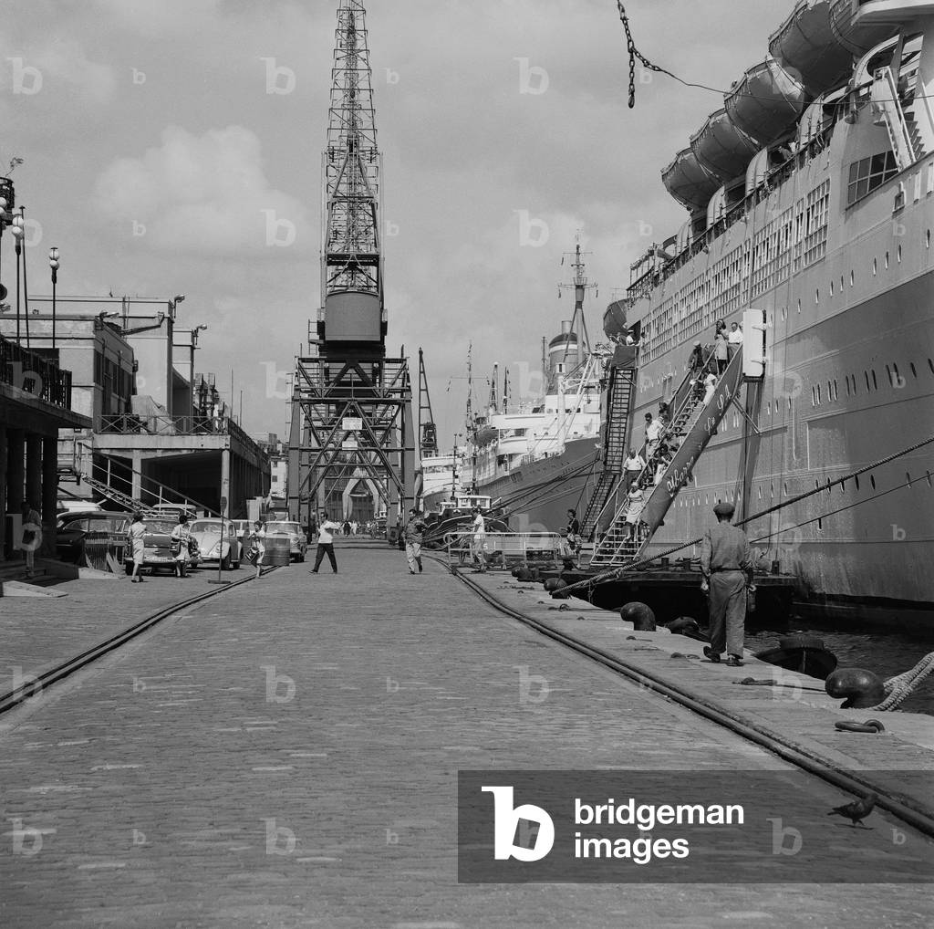 Harbour of Istanbul, 1965 (b/w photo)