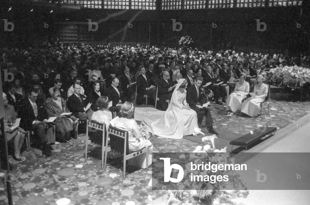 The wedding of Duke of Oldenburg in the Kaiser Wilhelm Memorial Church, 1965 (b/w photo)