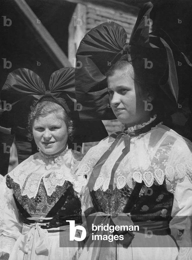 Women in traditional dress, 1936 (b/w photo)