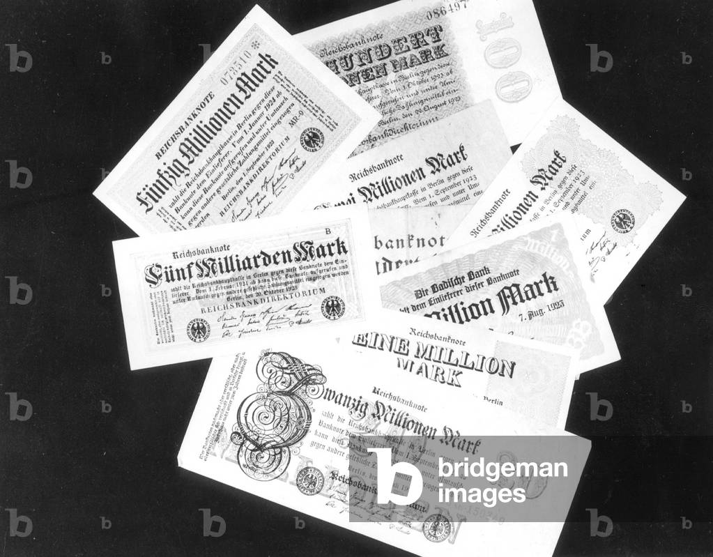 Currency devaluation, 1923 (b/w photo)