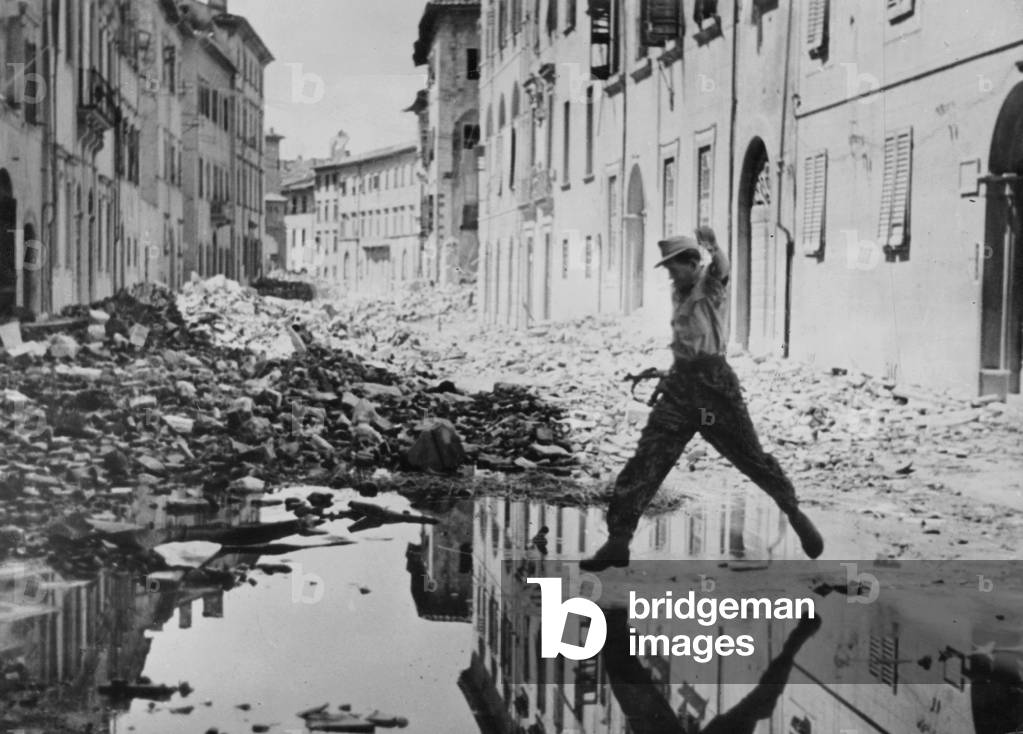 SS soldier in an Italian location, 1944 (b/w photo)