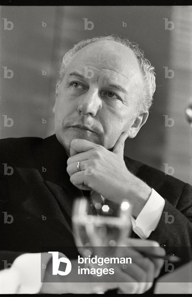 Party Chairman Walter Scheel at the congress of the FDP, Nuremberg, June 1969 (b/w photo)