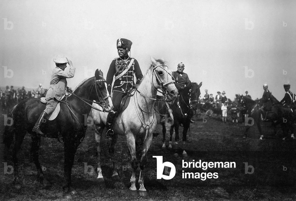 Prince Wilhelm of Prussia and August von Mackensen, 1913 (b/w photo)
