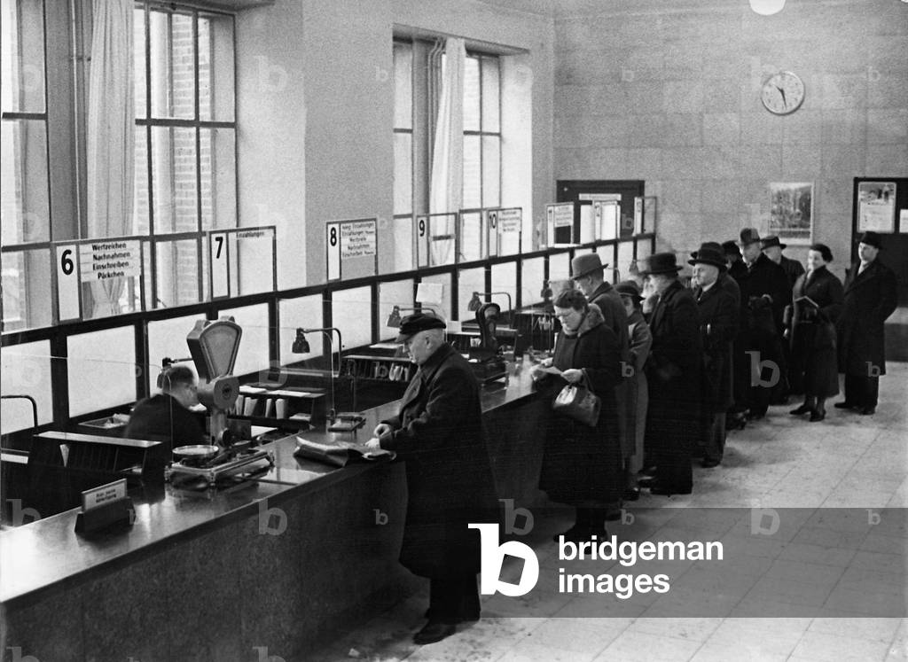 Post office in Berlin, 1936 (b/w photo)