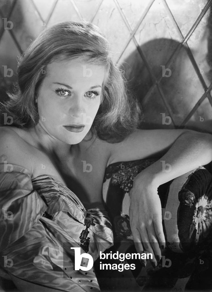 Hildegard Knef  (b/w photo)