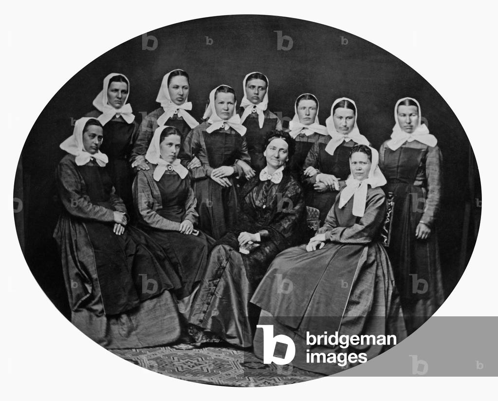 Bavarian Red Cross nurses, 19th century (b/w photo)