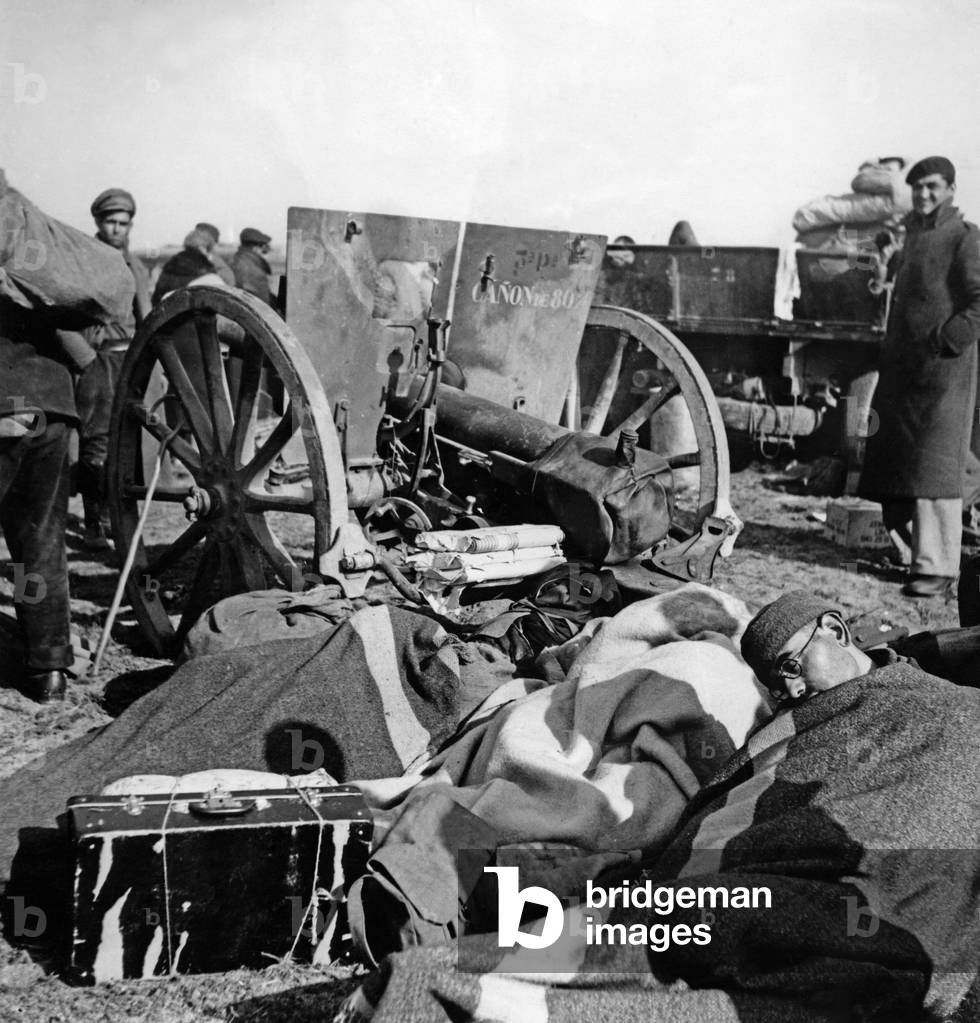 Republican refugees camp behind the French border, 1939