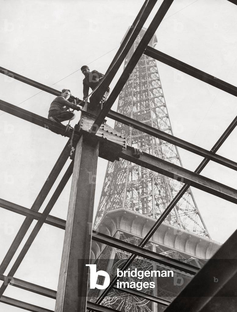 Construction work at the Eiffel Tower for the World Exhibition, 1937 (b/w photo)