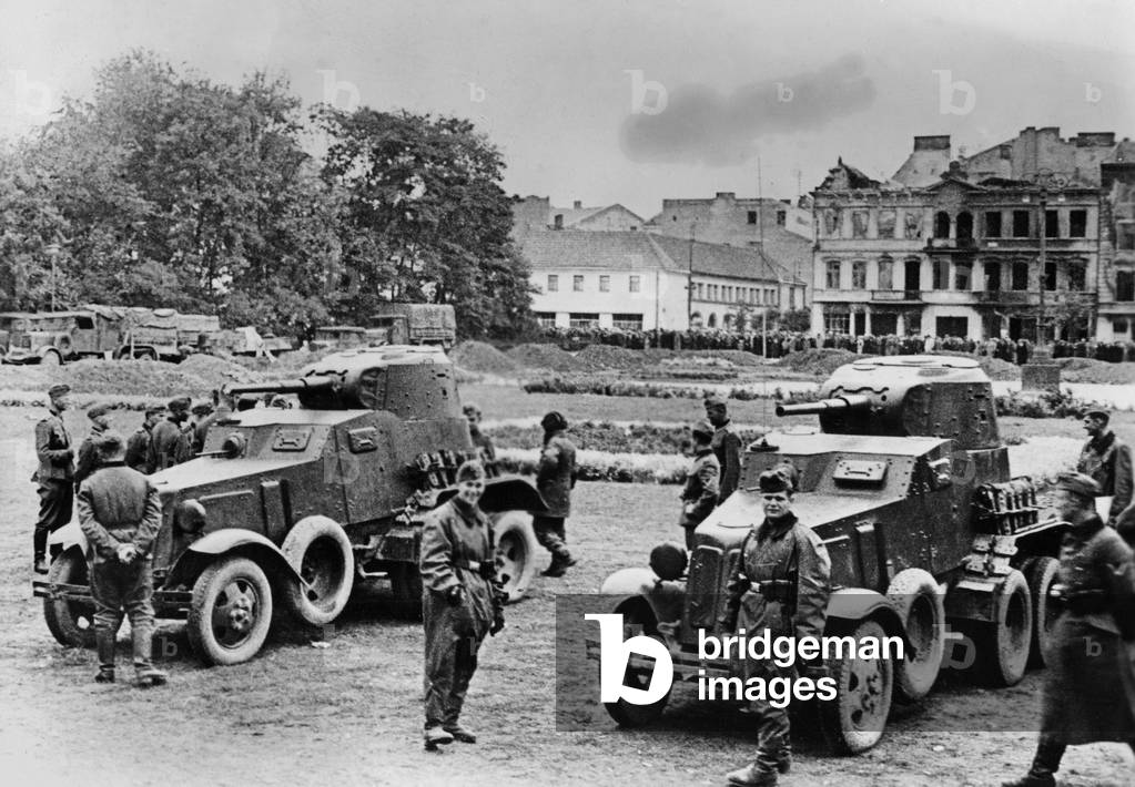 Germans and Sovietics in Poland