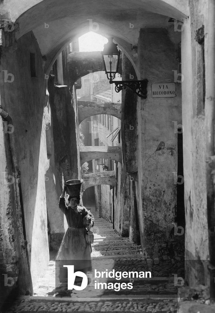 The historic center of San Remo, 1912 (b/w photo)