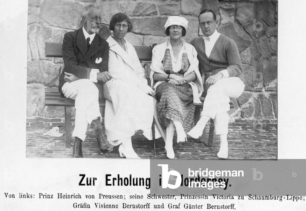 Princess Victoria with her brother Prince Henry of Prussia on Norderney, 1921 (b/w photo)