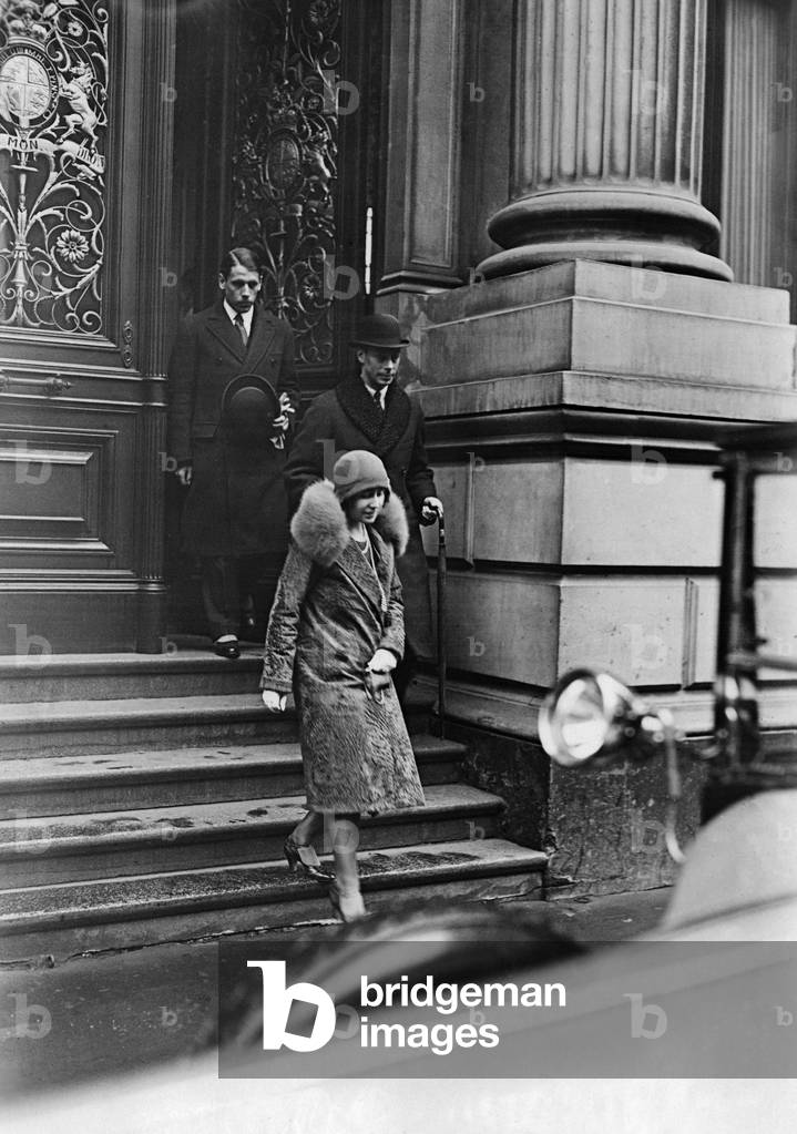 The Ducal couple George and Elizabeth leaving the English Embassy in Berlin, ca. 1929 (b/w photo)