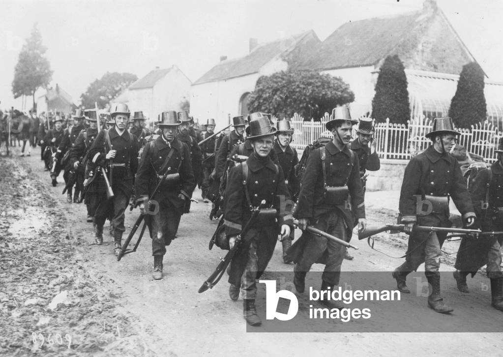 Belgian soldiers, 1914 (b/w photo)