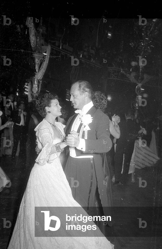 Curd Juergens dancing at the Chrysanthemum Ball, 1954 (b/w photo)