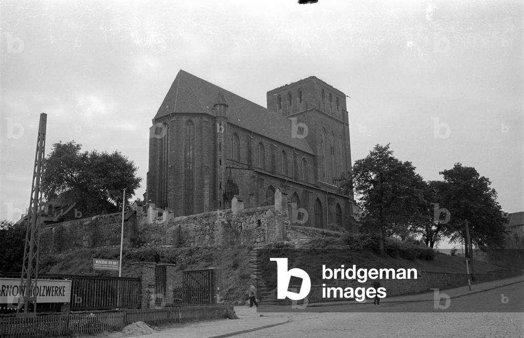 St. Peter's Church (Petri Church) in Rostock, 1963 (b/w photo)