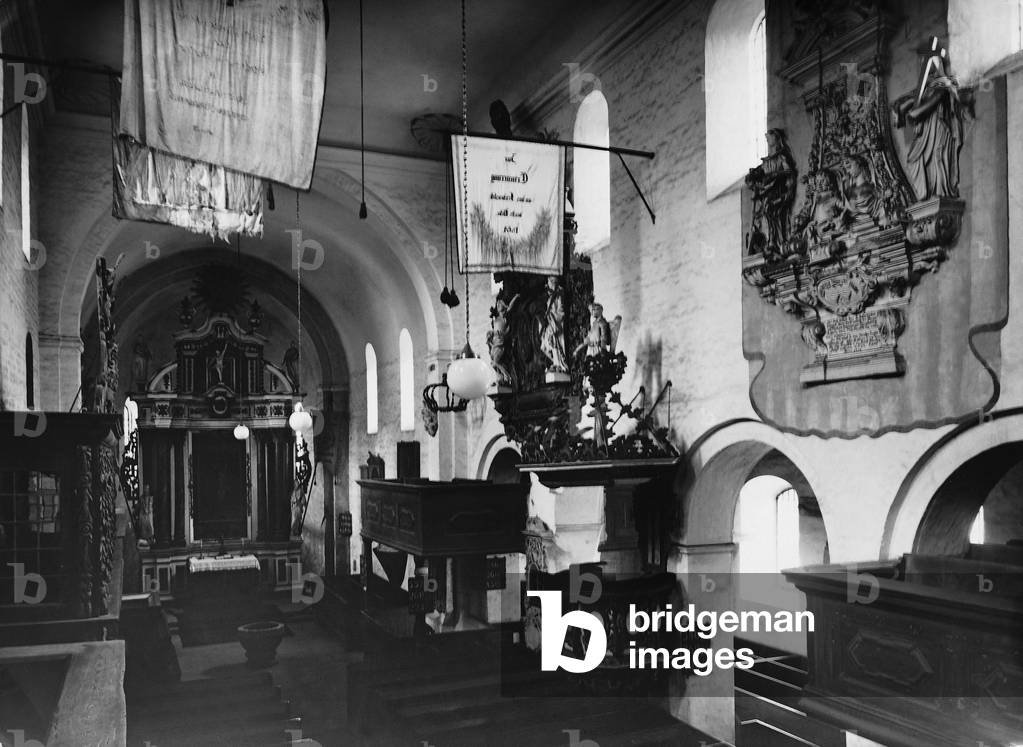 Village church of Schoenhausen, 1933 (b/w photo)