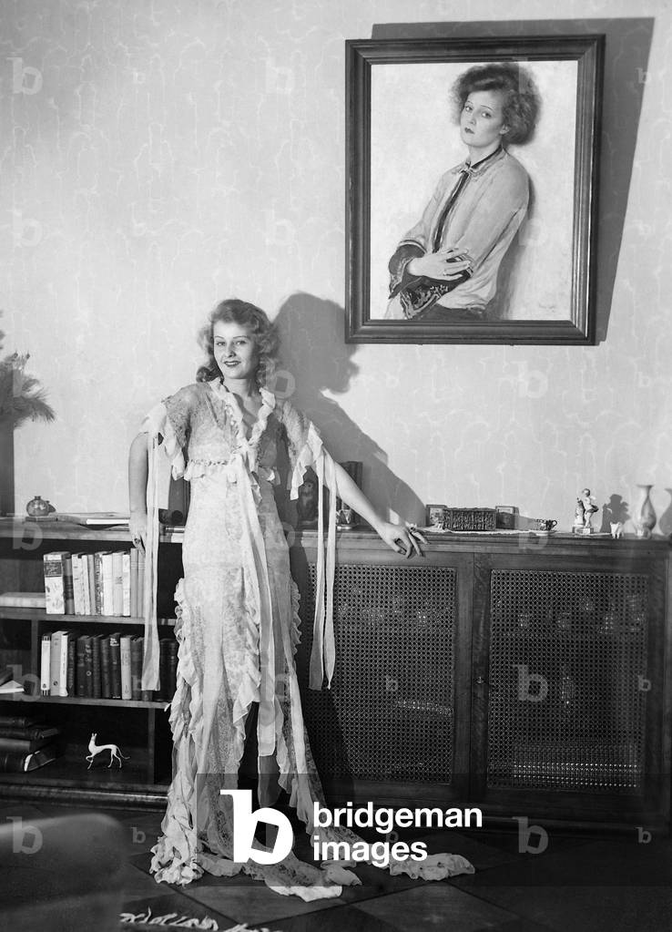 Lilian Harvey, 1932 (b/w photo)