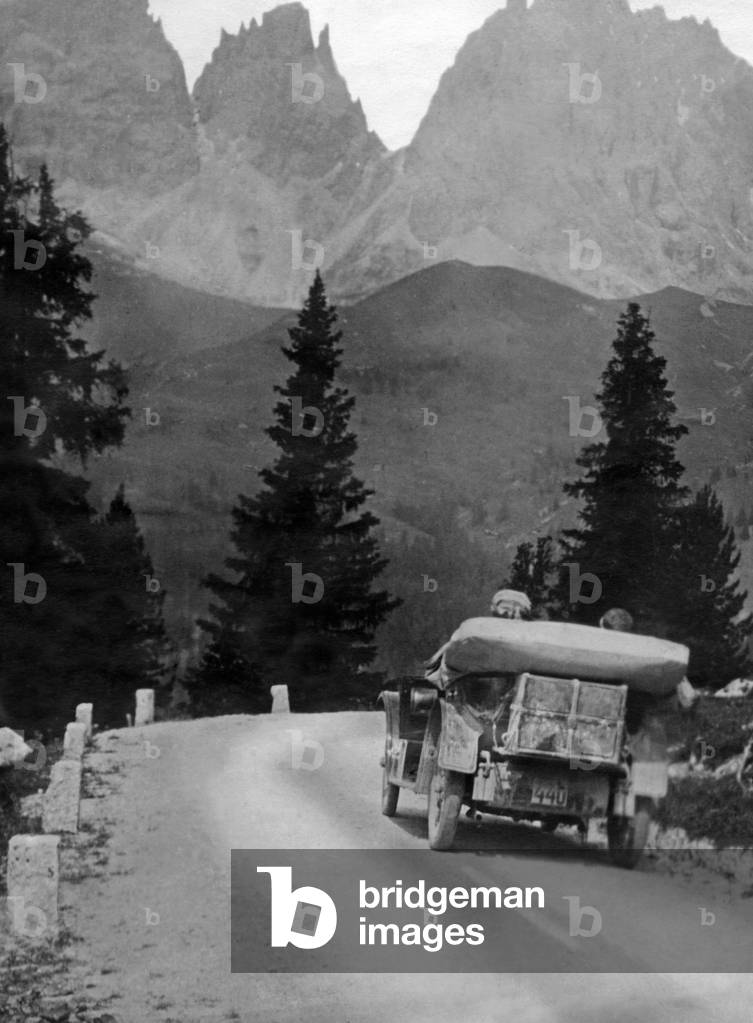 Automobile on a mountain road, 1919