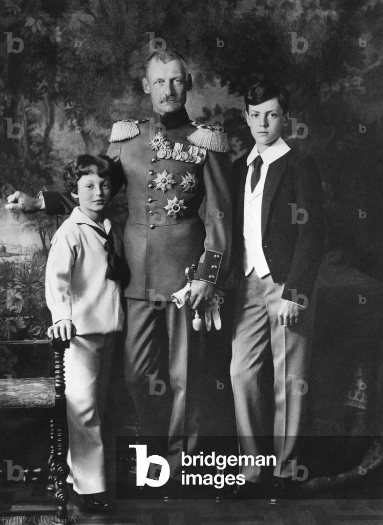 Rupprecht of Bavaria with Luitpold and Albrecht, around 1915 (b/w photo)