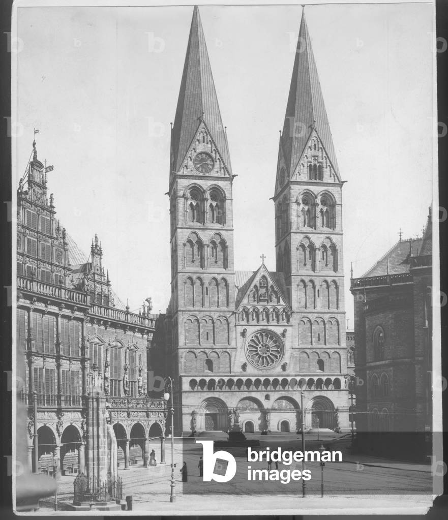 City Hall and Cathedral in Bremen, 1912 (b/w photo)