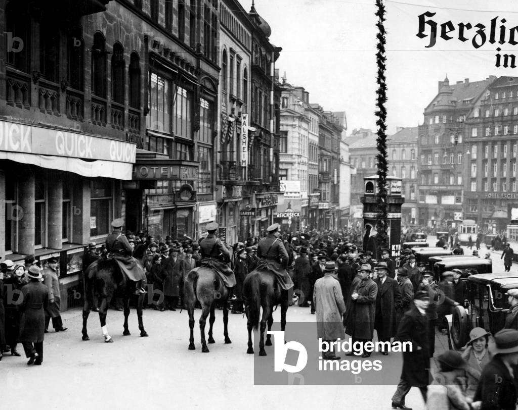 Barricade at the arrival of the Saar Germans from abroad in Saarbruecken, 1935 (b/w photo)