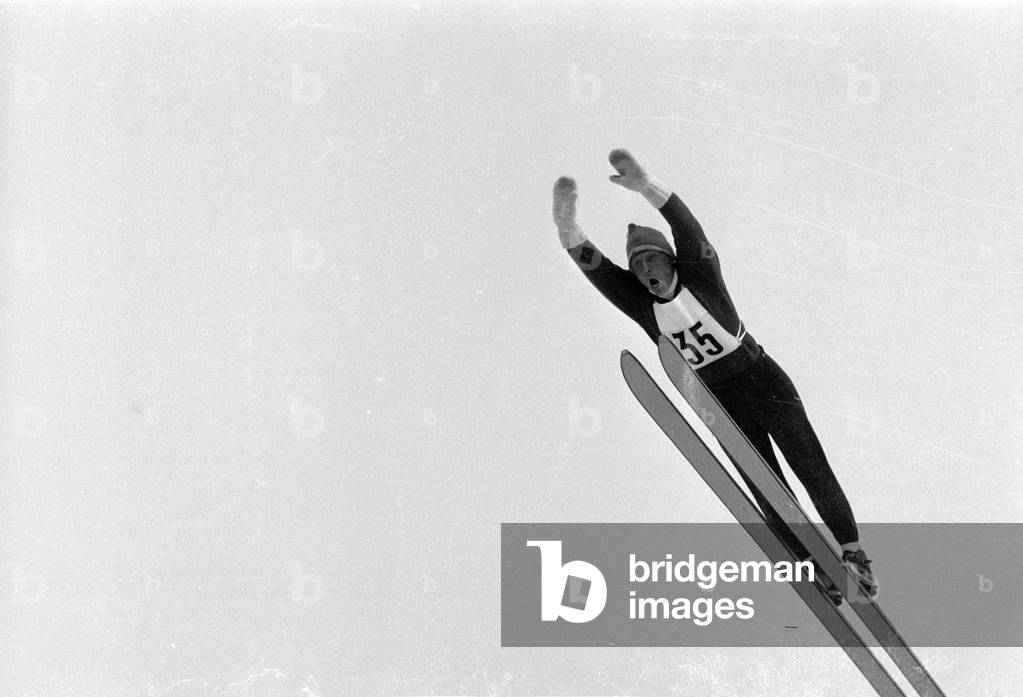 Four Hills Tournament 1963/64: individual jumping in Garmisch-Partenkirchen, 1964 (b/w photo)