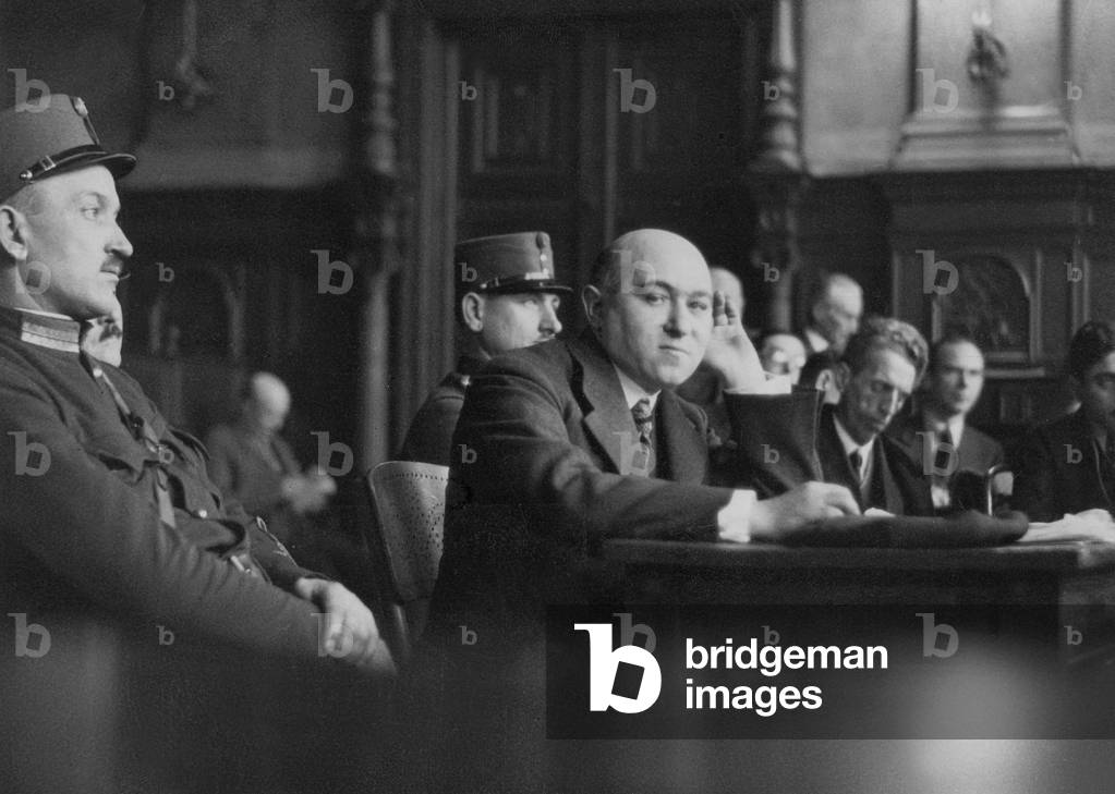 Mathias Rakosi in court, 1935 (b/w photo)