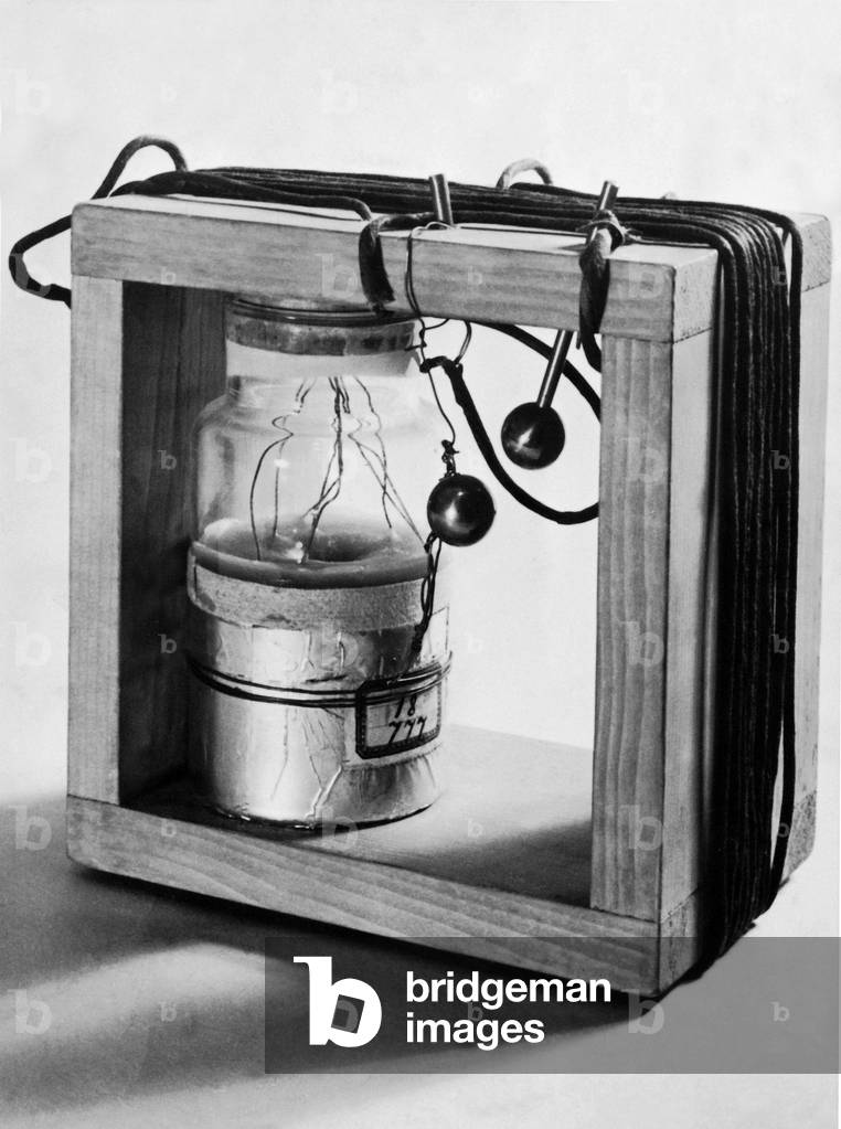 The transmitter of Guglielmo Marconi, 1895 (b/w photo)